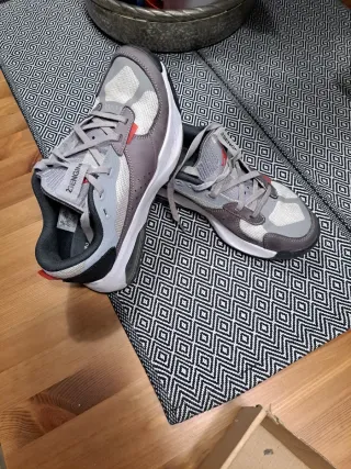 Nike Air Zapatillas Grises y Blancas