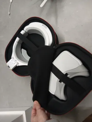 DJI Phantom 4 Pro + Goggles + 2 Baterías