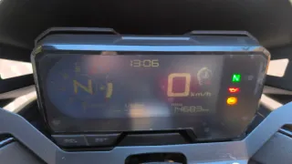 Honda CB500F Naked Roja y Negra