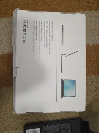 Funda con teclado iPad 11 Pro