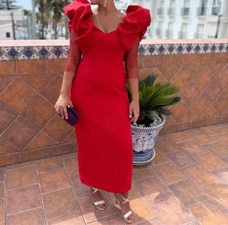 Vestido fiesta rojo volantes manga rejilla