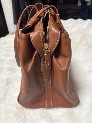 Bolso de cuero sintetico