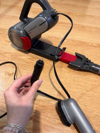 Aspiradora Black+Decker Dustbuster coche