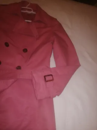 Gabardina Zara Rosa Talla M