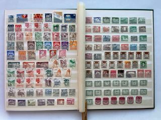 Clasificador Sellos Países Este Europa 16 PAG.