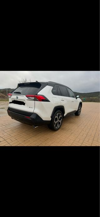 Toyota RAV4 2025