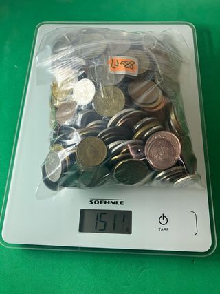 L#588 1,5 Kilos de monedas de diferentes paises