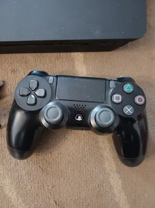 Playstation 4 loose con joypad whireless