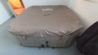 Jacuzzi Intex 6 persone beige/grigio