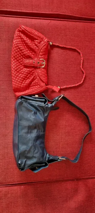 Bolso de fiesta azul y rojo