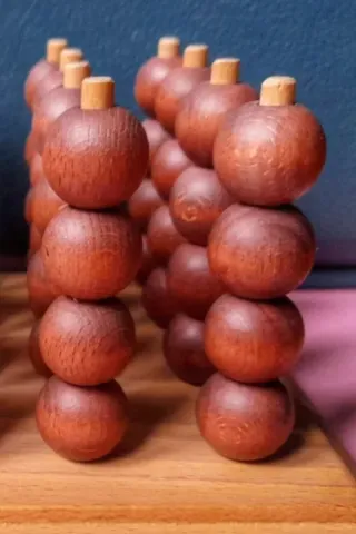 Juego 3D Cuatro en Raya Artesanal de madera