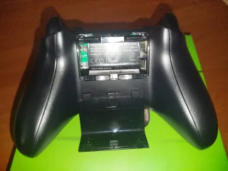 Mando Xbox One Inalámbrico + Cargador