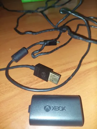 Mando Xbox One Inalámbrico + Cargador