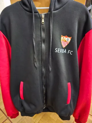 Chaqueta Sevilla FC Negra y Roja Hombre Talla M/L.