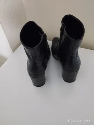 Botines Mango T38 negros