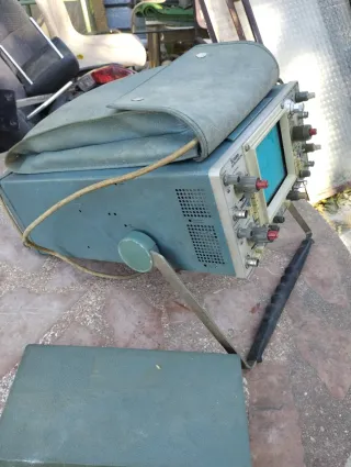 Osciloscopio Tektronix 465