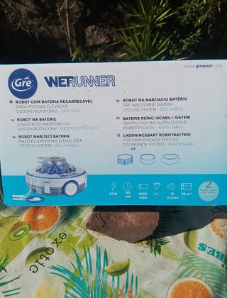 Robot Limpiafondos WERUNNER Batería Recargable