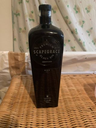 Bottiglia vuota Scapegrace Black Gin