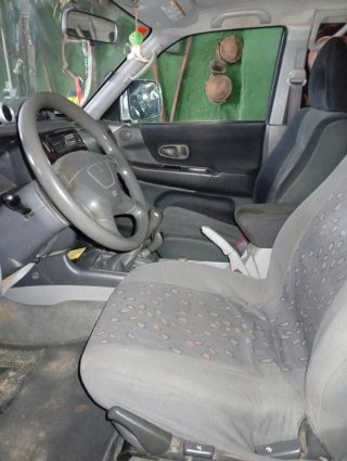 Mitsubishi Montero 2003