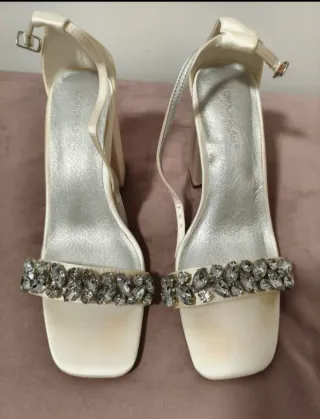 Zapatos de Novia talla 38 blanco roto