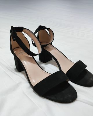 Seaside Sapatos de salto alto pretos tecido veludo
