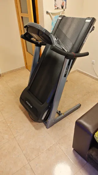 Cinta de correr Bladez TR202i