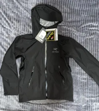 Chaqueta Arc'teryx Negra Gore-Tex