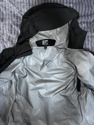 Chaqueta Arc'teryx Negra Gore-Tex