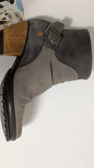 Botines piel Art grises