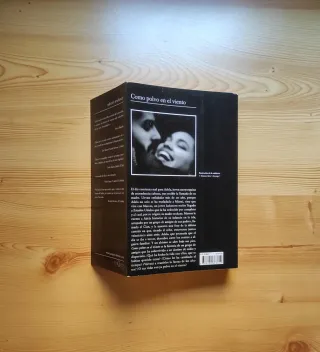 Como polvo en el viento (Novela contemporánea)