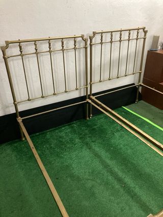 2 Camas Antiguas Hierro y Zinc Doradas