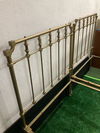 2 Camas Antiguas Hierro y Zinc Doradas