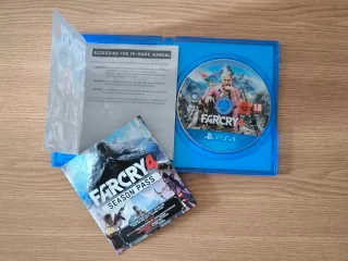 Set 3 giochi PS4: Witcher, MediEvil, FarCry