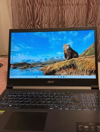 Acer Aspire 7 Gaming Laptop