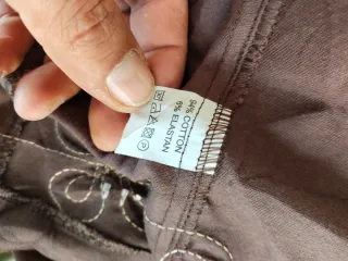 Conjunto chaqueta y falda bordada