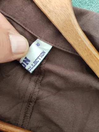 Conjunto chaqueta y falda bordada