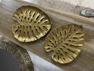 Centro de Mesa Hojas Doradas