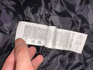 Chaqueta Carhartt Negra con Capucha talla M