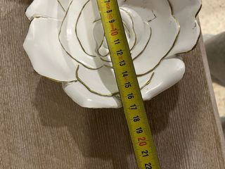 Centro de Mesa Blanco y Dorado Diseño Rosa