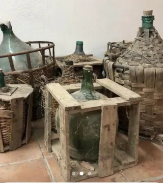 Damajuanas de vidrio antiguas