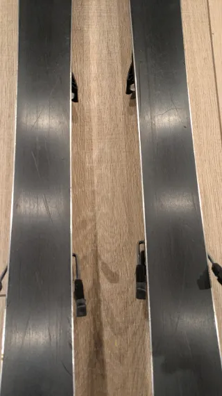 Esquís Salomon QST Max JR 120 cm