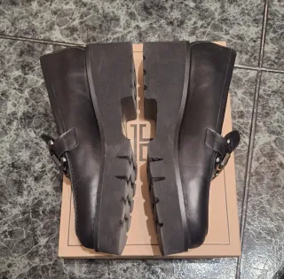 Mocasines LaTouche Negros con Hebilla