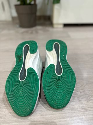 Nike Hustle GT Academy Verde Talla 45