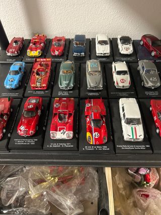 Lotto modellini Alfa Romeo 1/43 24 modelli