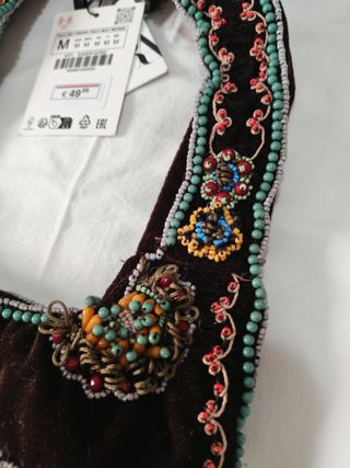 Mala Zara bordada com missangas