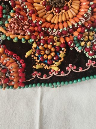 Mala Zara bordada com missangas