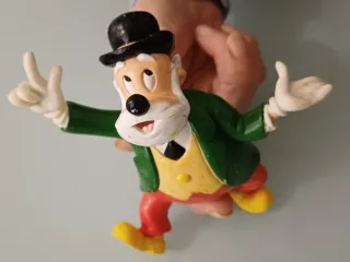 N. 6 personaggi Walt Disney.