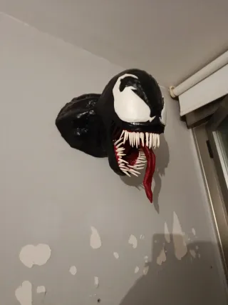 Escultura Venom Spiderman