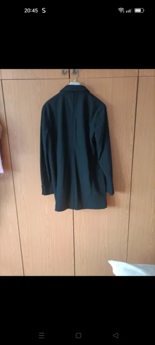 Abrigo caballero Pull&Bear negro 3/4