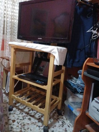 Mesita con ruedas de cosina
